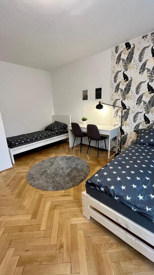 Warszawa Krucza Pokoje Buitenkant foto